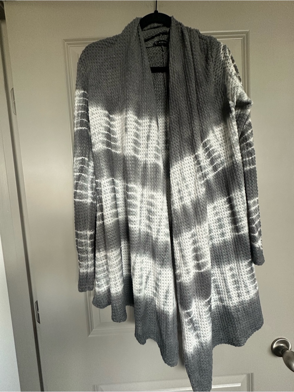 T Party Fashion Gray Open-Front Knit Cardigan